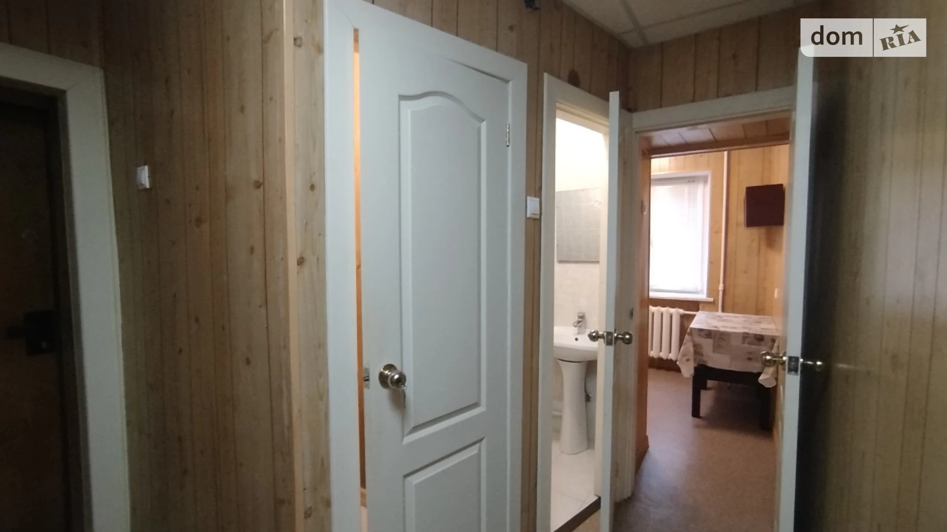 Продается 2-комнатная квартира 45 кв. м в Черноморске, ул. Парковая, 6 - фото 2