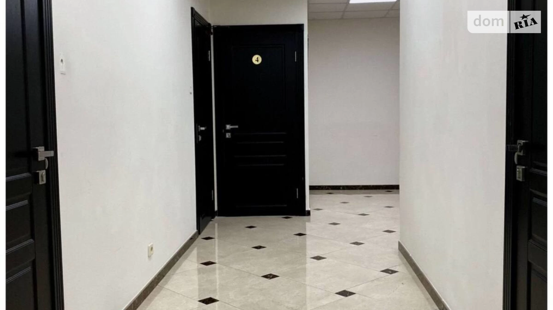 Сдается в аренду офис 123 кв. м в бизнес-центре, цена: 2460 $ - фото 5