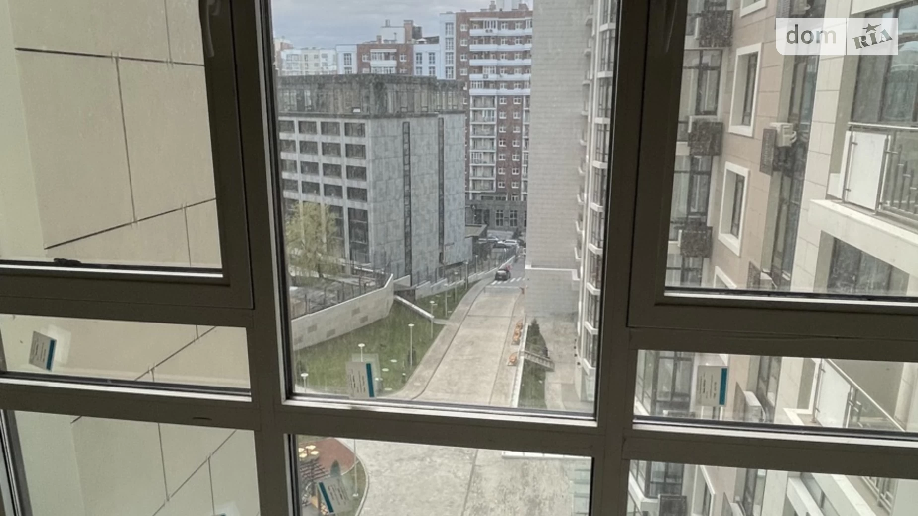 Продається 3-кімнатна квартира 108.4 кв. м у Києві, вул. Саперне Поле, 5 - фото 2