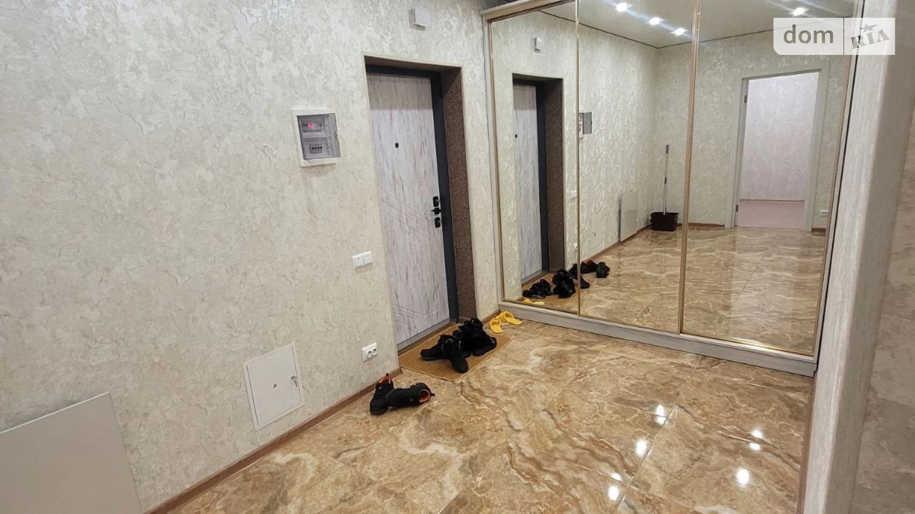Продается 1-комнатная квартира 53.8 кв. м в Зарванцах, ул. Одесская, 3 корпус 8 - фото 4