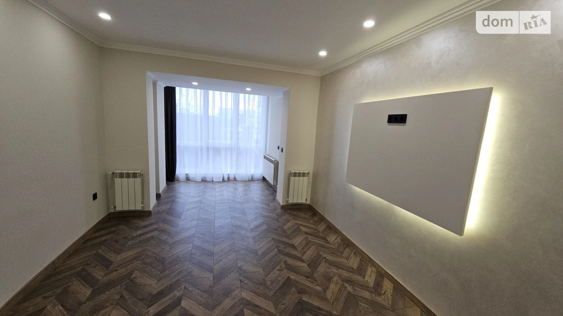 Продается 2-комнатная квартира 62 кв. м в Черновцах, ул. Сергея Скальда(Комарова Владимира), 31АБ - фото 2