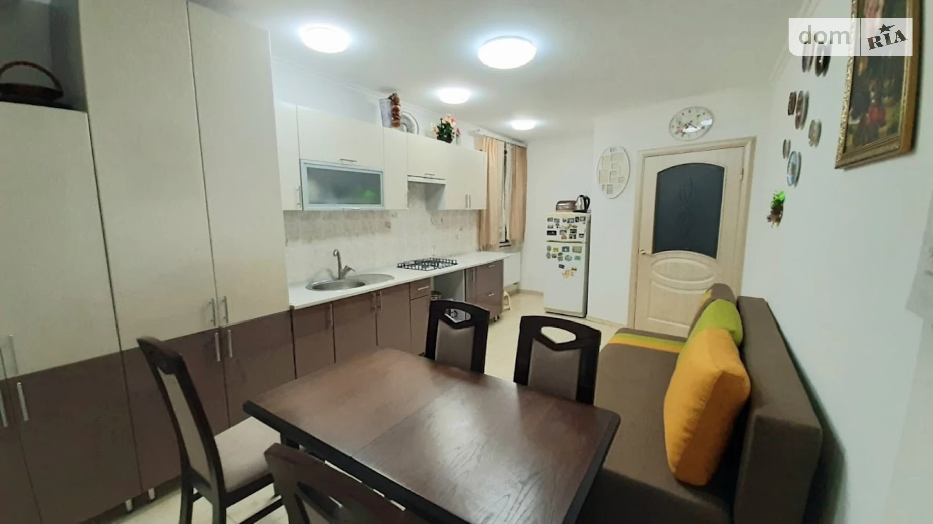 Продается 2-комнатная квартира 71.3 кв. м в Черткове, ул. Независимости - фото 3