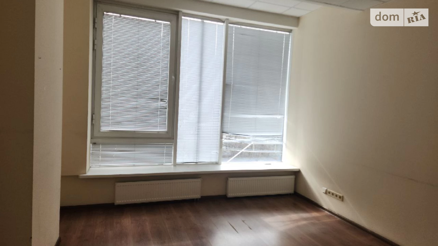 Сдается в аренду офис 200 кв. м в бизнес-центре, цена: 4000 $ - фото 2