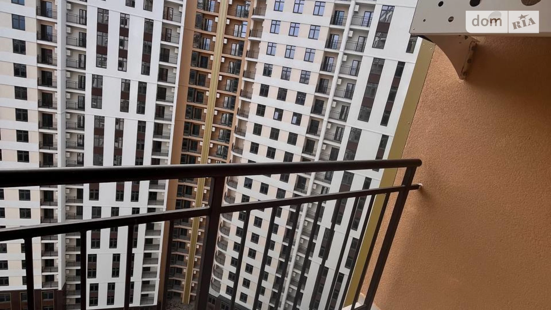 Продається 1-кімнатна квартира 42.3 кв. м у Одесі, вул. Краснова, 3 корпус 66 - фото 3