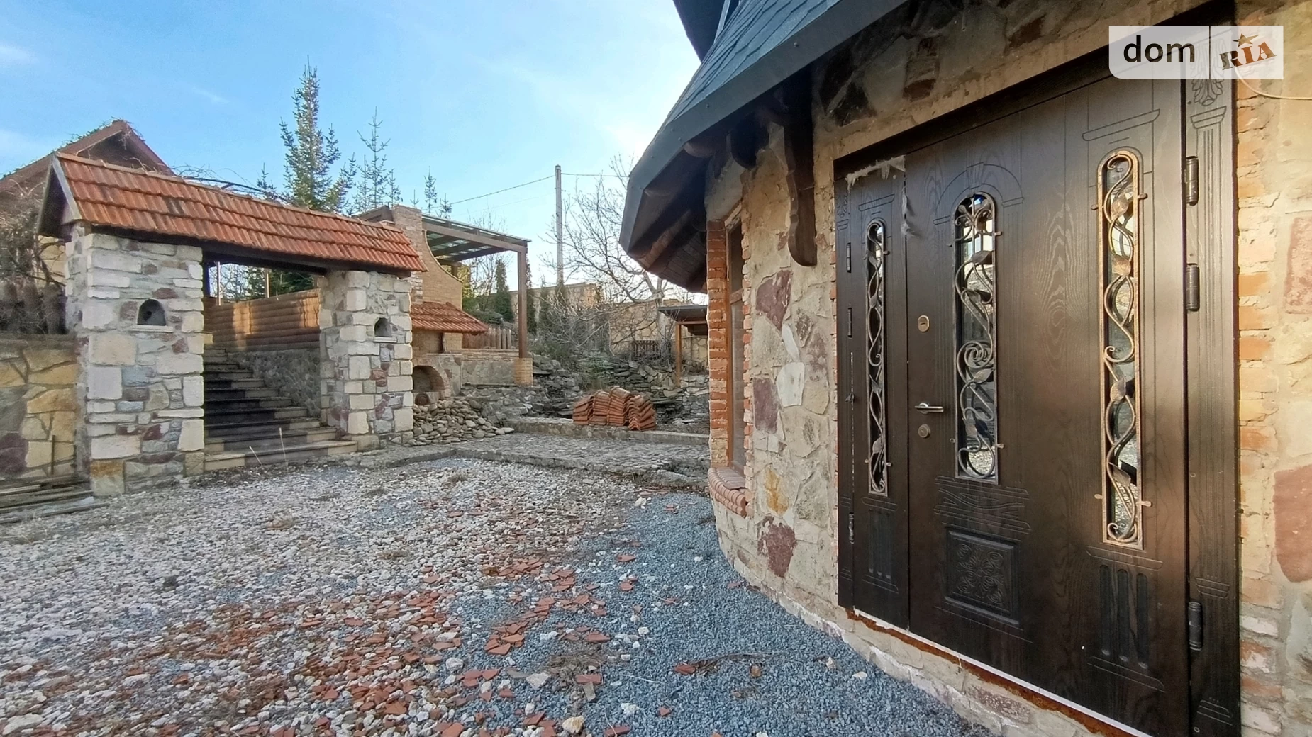 Продается дом на 2 этажа 285 кв. м с бассейном, цена: 247000 $ - фото 2