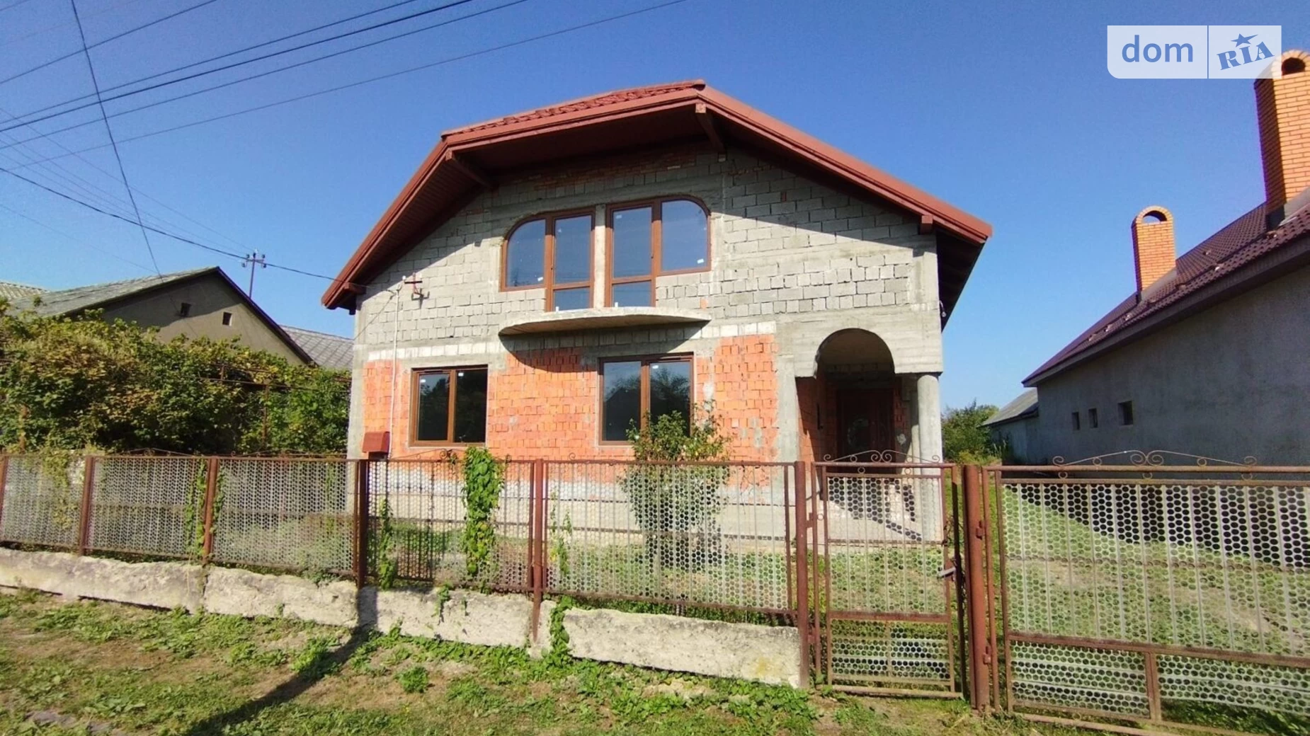 Продается дом на 2 этажа 218 кв. м с участком, цена: 67000 $ - фото 2