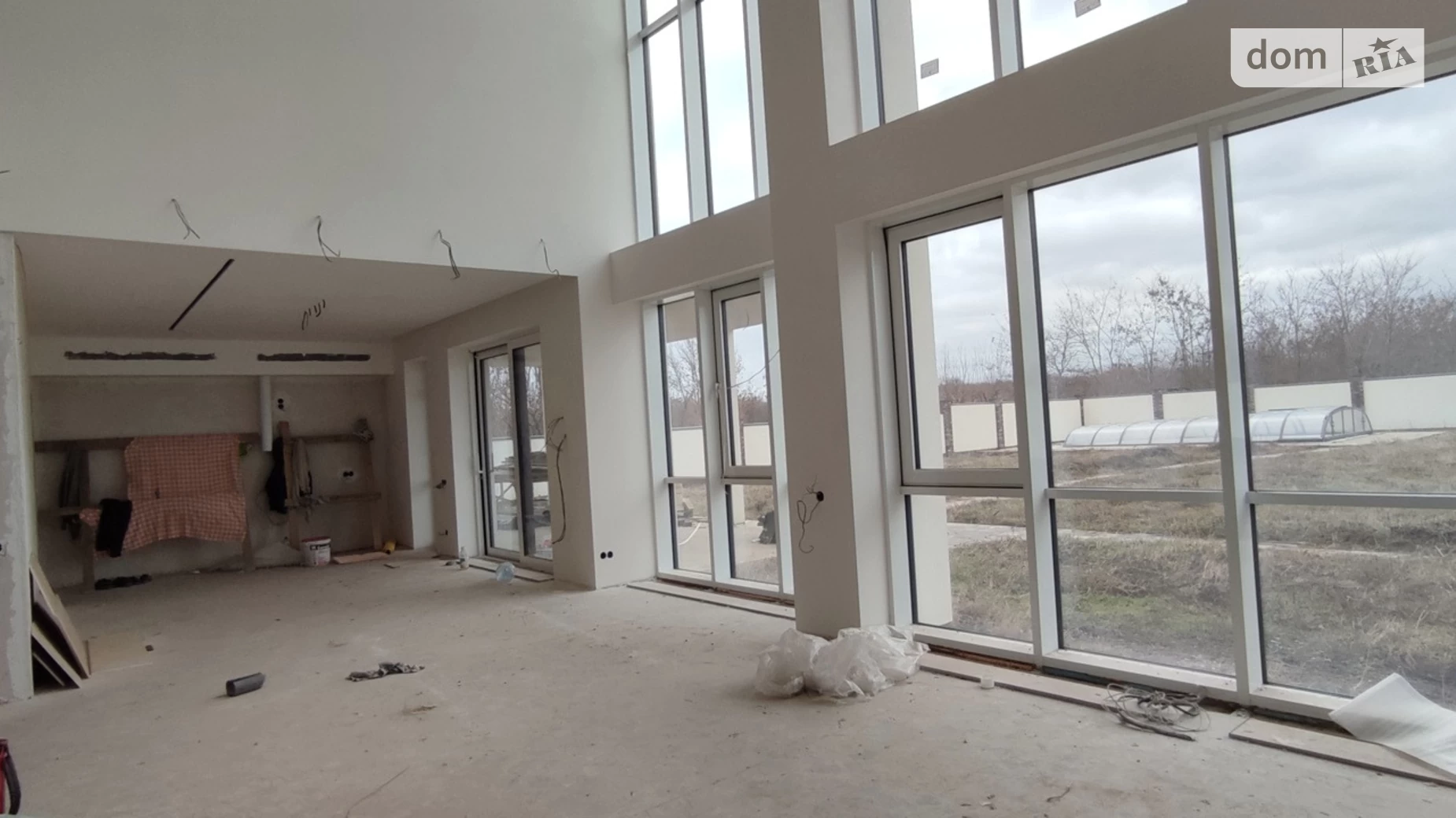 Продается дом на 2 этажа 298.3 кв. м с садом, цена: 350000 $ - фото 2