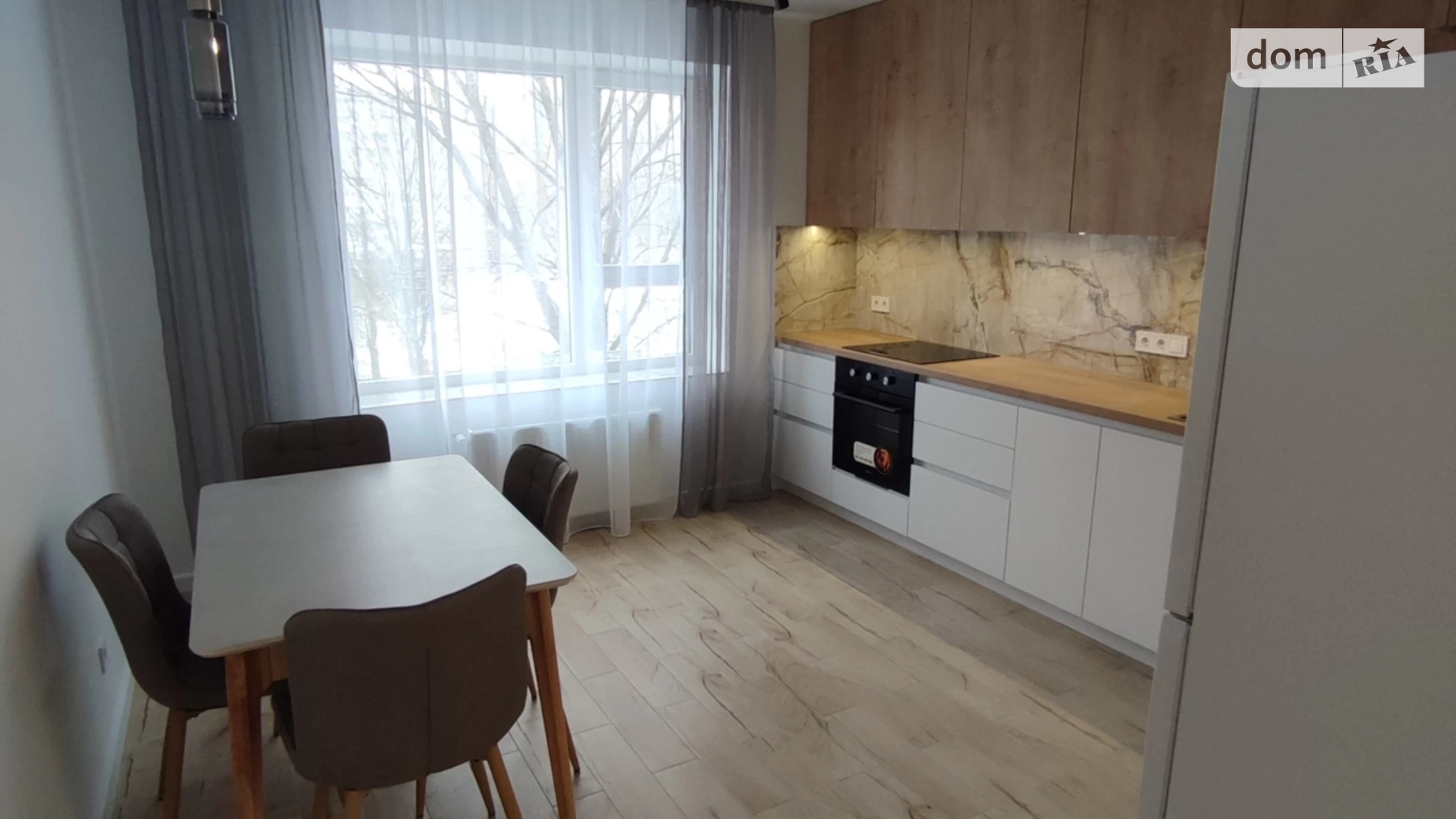 Сдается в аренду 1-комнатная квартира 45 кв. м в Ровно, ул. Соборная, 285К - фото 5