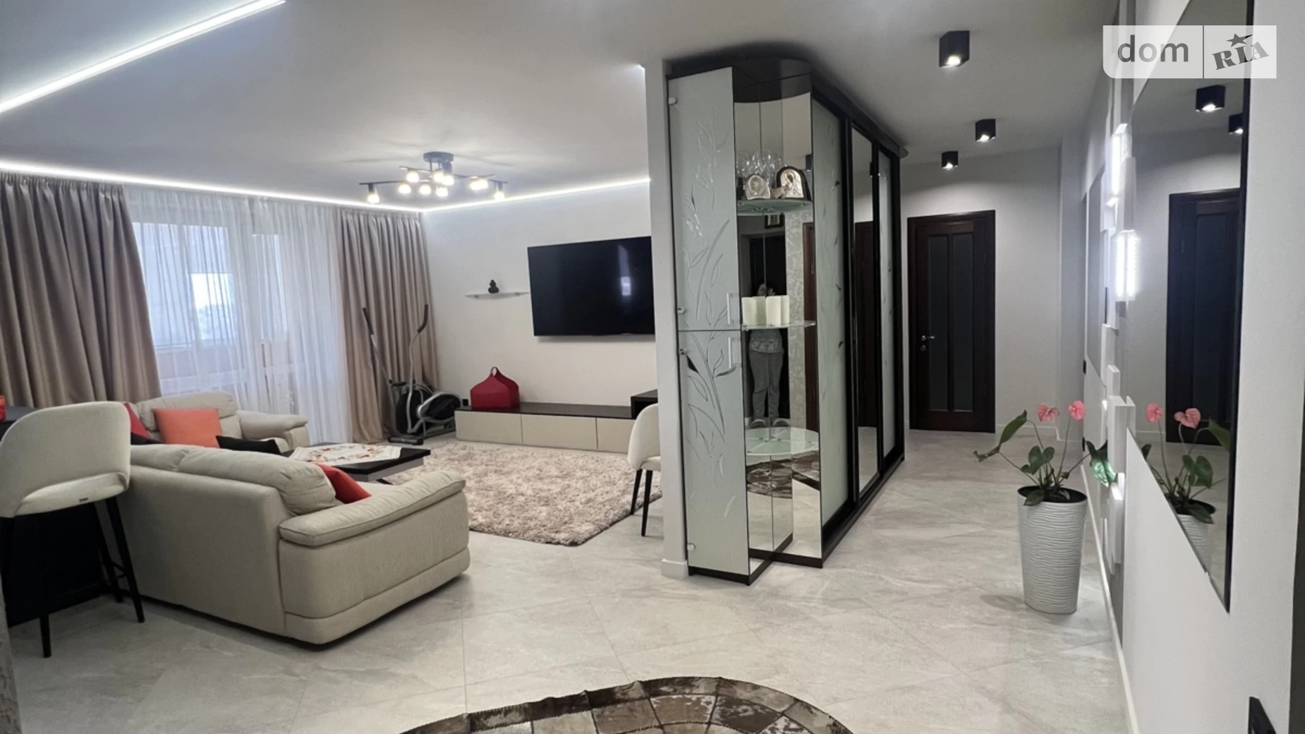 Продається 3-кімнатна квартира 94.8 кв. м у Вінниці, бул. Свободи, 8 - фото 2