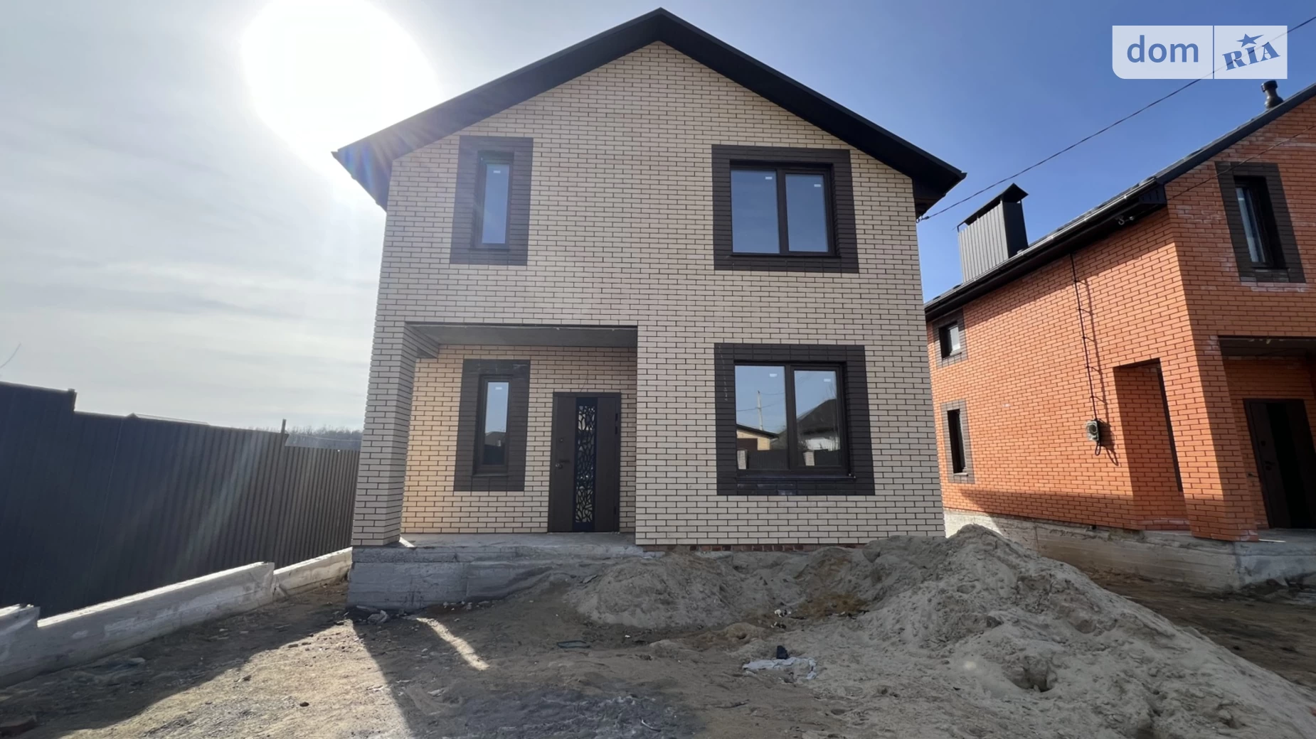 Продається будинок 2 поверховий 127 кв. м з каміном, цена: 91999 $ - фото 2