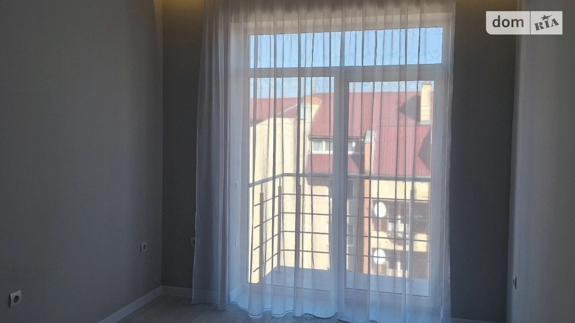 Продается 2-комнатная квартира 65 кв. м в Ужгороде, ул. Владимирская, 75 - фото 2