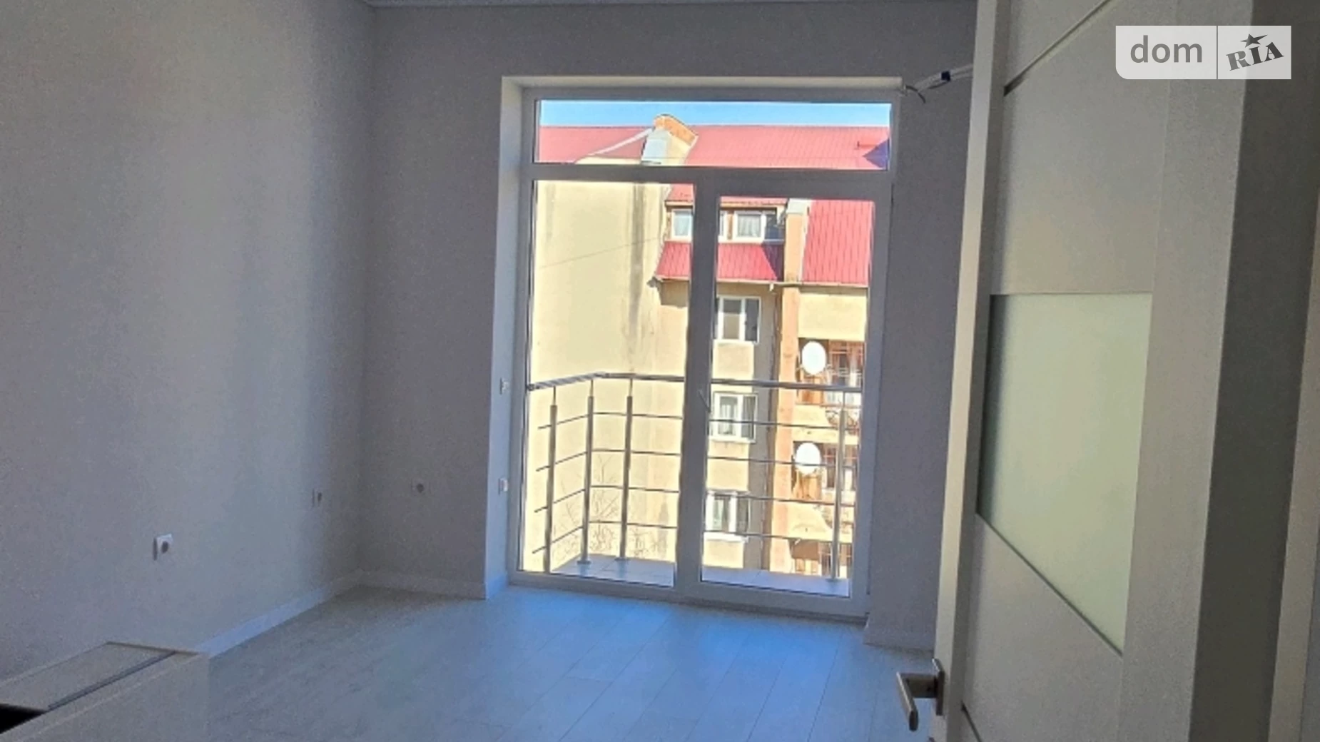 Продается 2-комнатная квартира 65 кв. м в Ужгороде, ул. Владимирская, 75 - фото 3