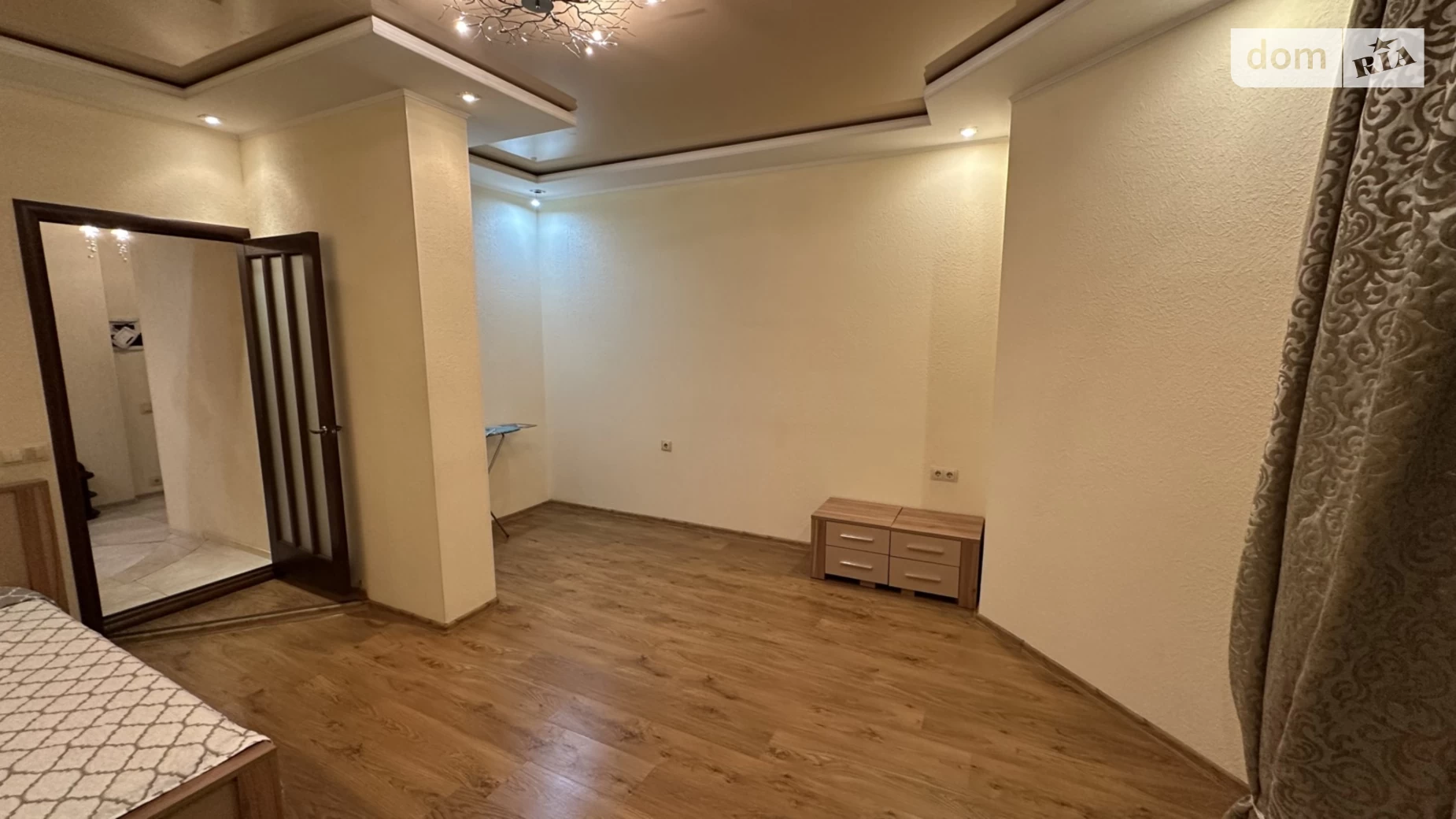 Продається 1-кімнатна квартира 42.3 кв. м у Одесі, вул. Середньофонтанська, 19А - фото 2
