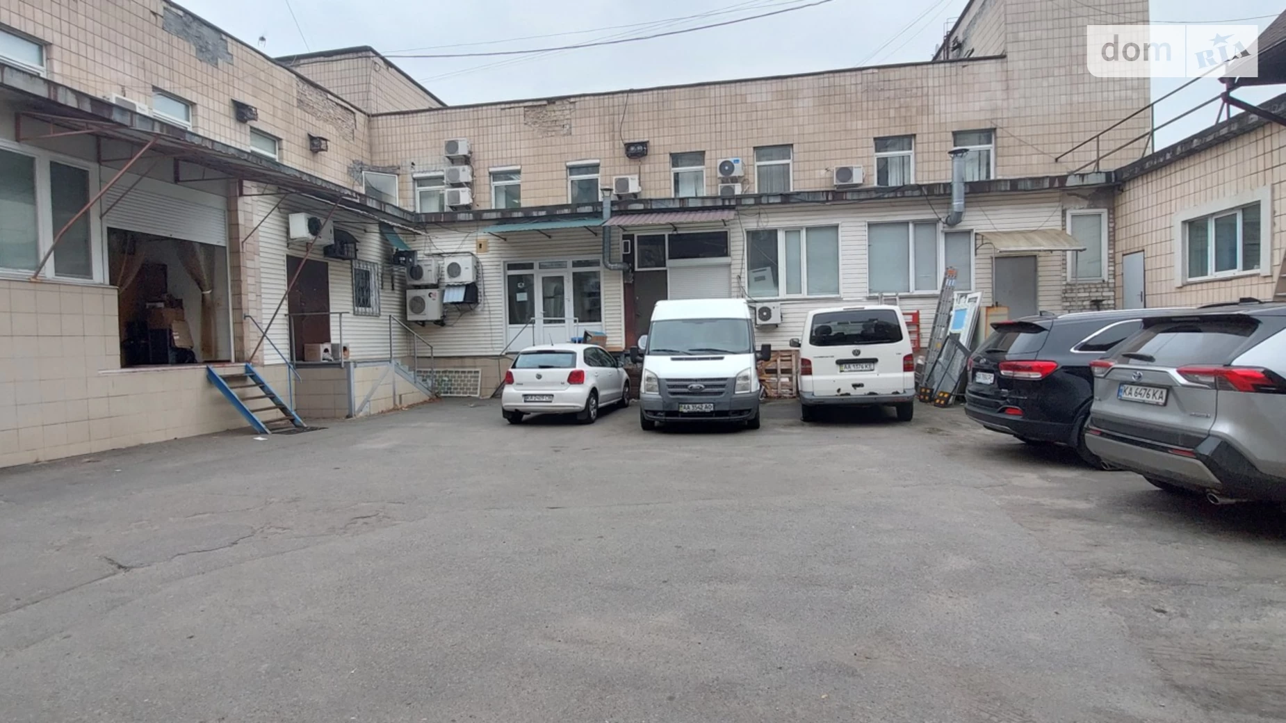 Продается офис 1940 кв. м в бизнес-центре, цена: 194000 € - фото 5