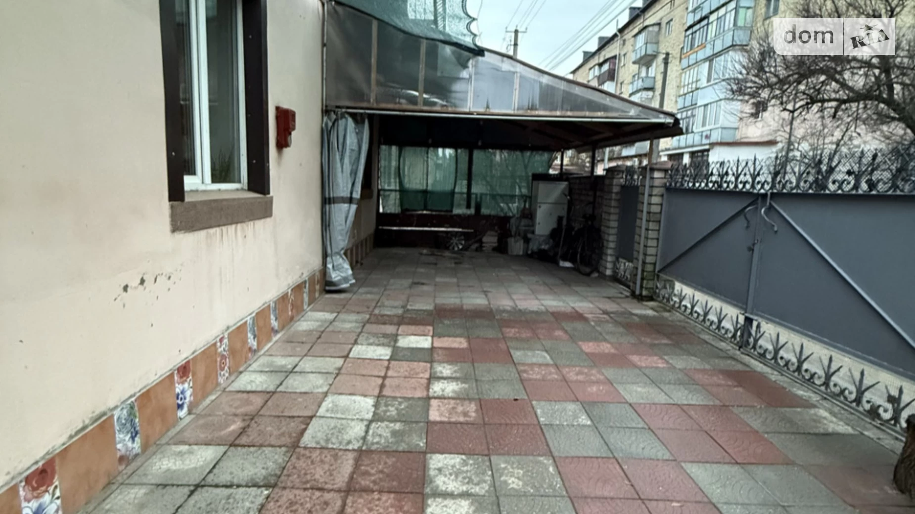Продается дом на 2 этажа 107 кв. м с бассейном, цена: 73000 $ - фото 3
