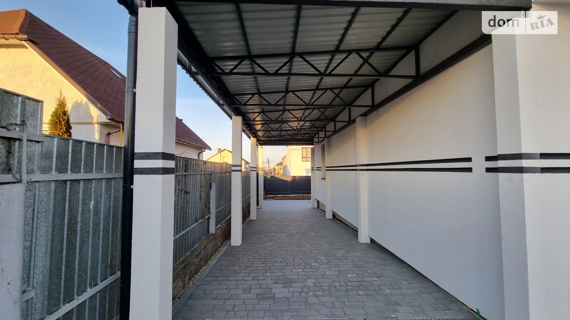Продается дом на 2 этажа 120 кв. м с балконом, цена: 115000 $ - фото 2