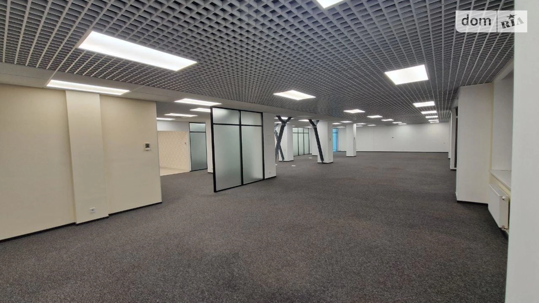 Сдается в аренду офис 533 кв. м в бизнес-центре, цена: 10700 $ - фото 3