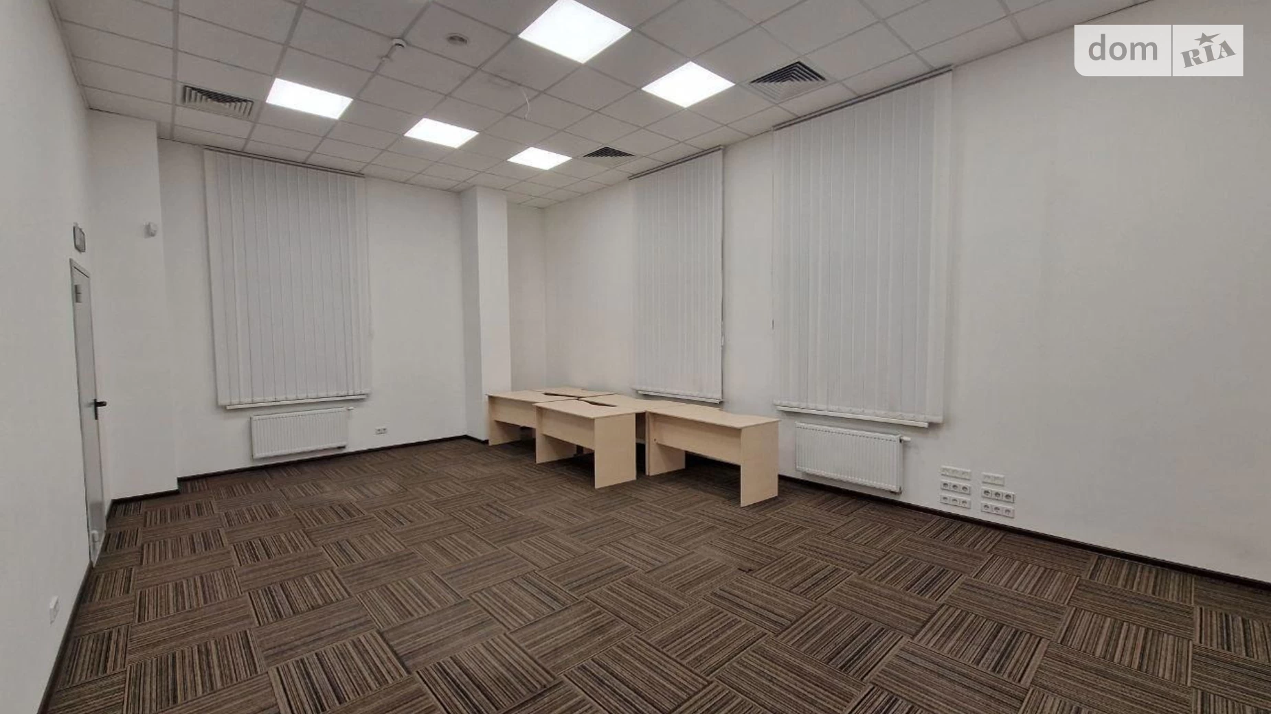 Сдается в аренду офис 422 кв. м в бизнес-центре, цена: 9300 $ - фото 2