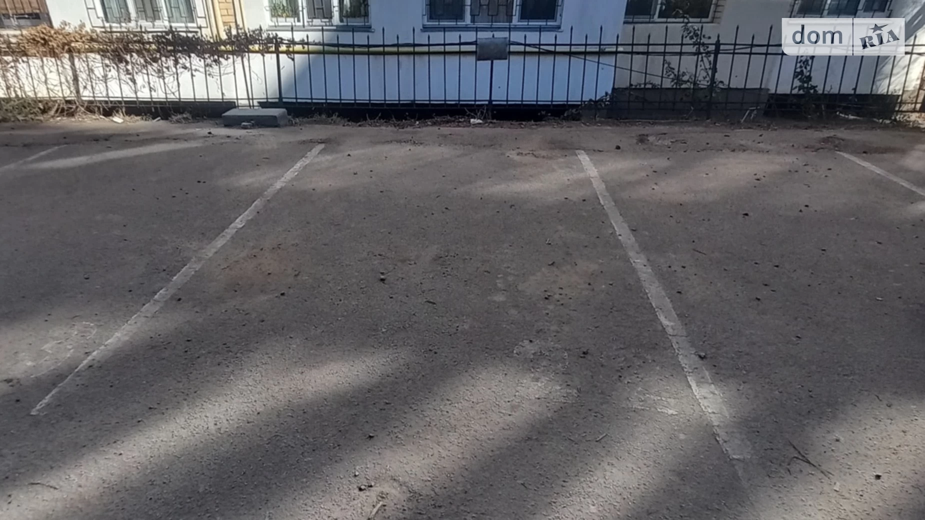 Продається місце на стоянці під легкове авто на 20 кв. м, цена: 600 $ - фото 2