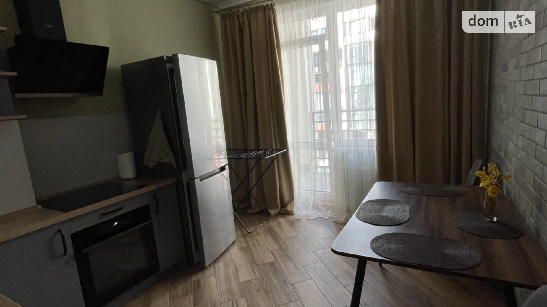 Сдается в аренду 1-комнатная квартира 40 кв. м в Одессе, ул. Спортивная, 3/2 - фото 2