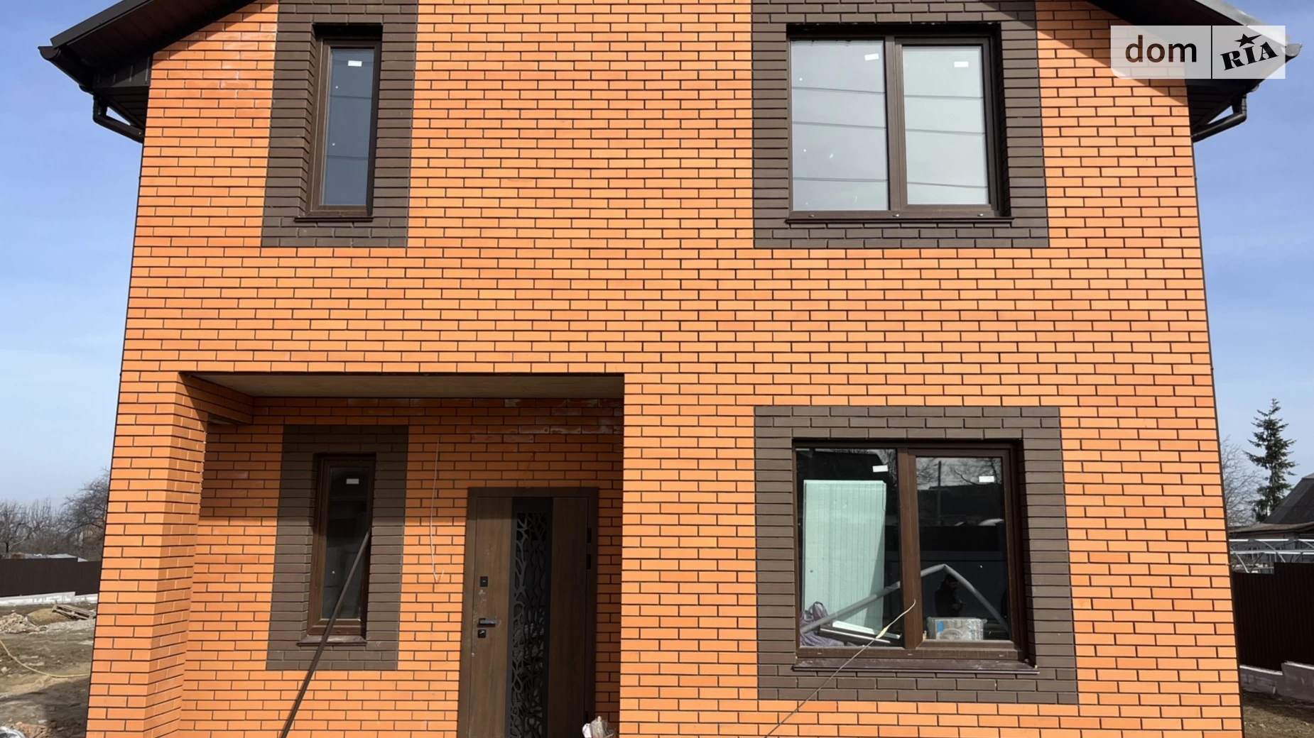 Продается дом на 2 этажа 120 кв. м с балконом, цена: 92000 $ - фото 2