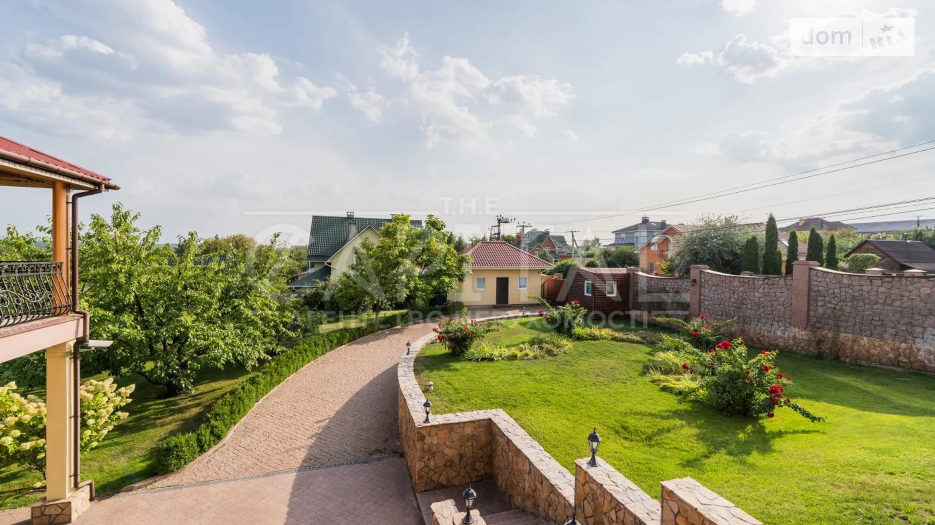 Продается дом на 3 этажа 950 кв. м с балконом, цена: 1425000 $ - фото 5