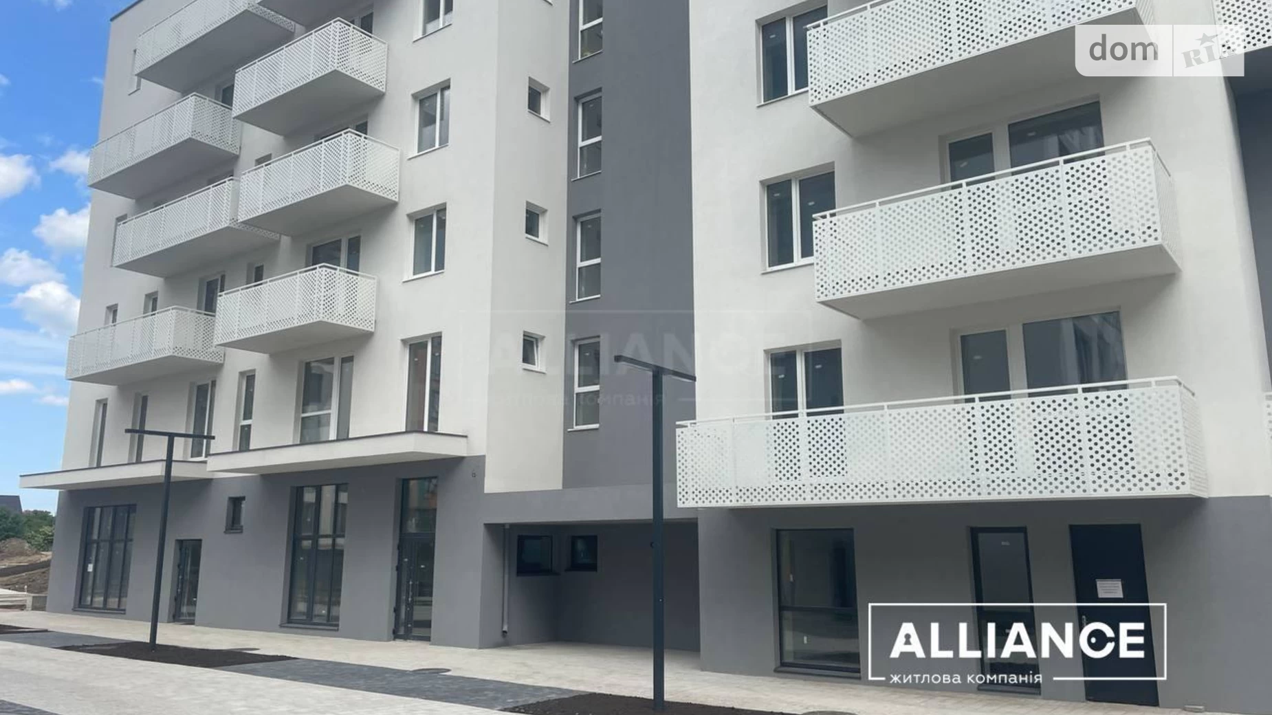 Продается 1-комнатная квартира 42.1 кв. м в, цена: 38200 $ - фото 2