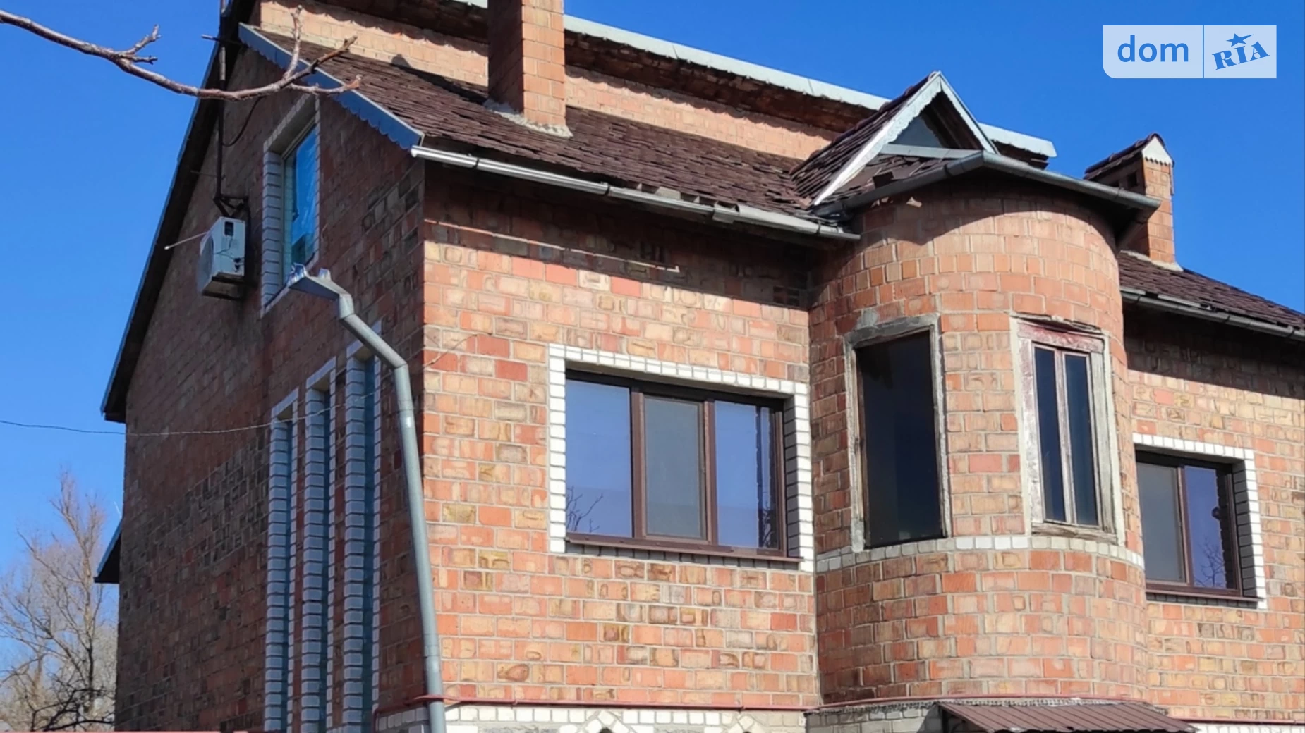 Продается дом на 3 этажа 195 кв. м с гаражом, цена: 89000 $ - фото 2