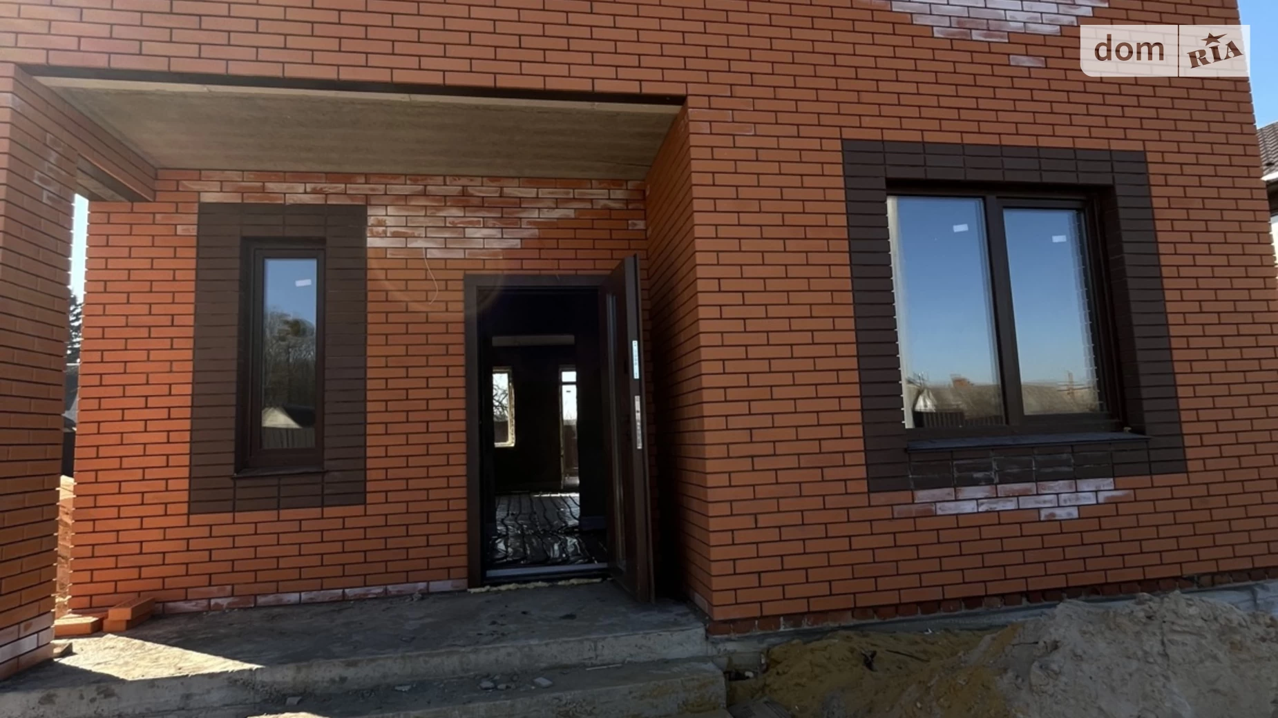 Продается дом на 2 этажа 125 кв. м с бассейном, цена: 95000 $ - фото 3