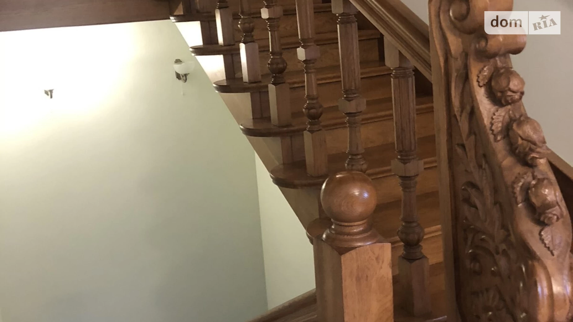 Продается дом на 3 этажа 449.8 кв. м с мебелью, цена: 185000 $ - фото 3