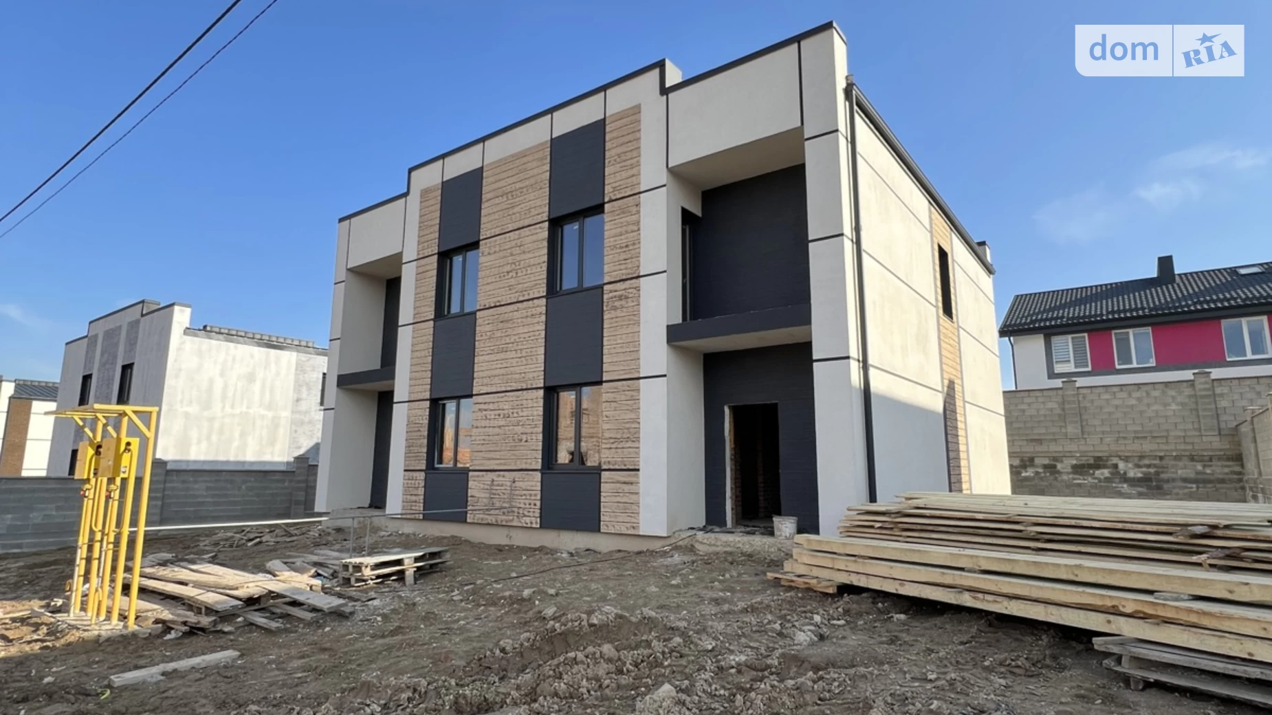 ул. Кулика и Гудачека(Макарова) Авторынок Ровно, цена: 72000 $ - фото 2