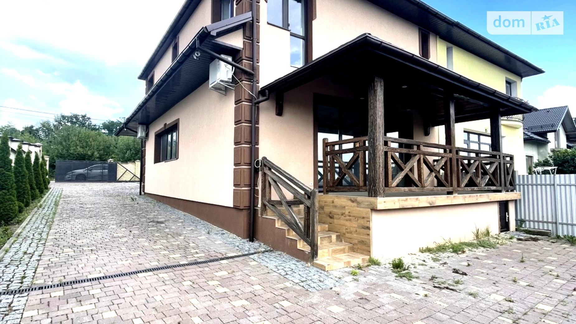 Продається частина будинку 186 кв. м з гаражем, цена: 139999 $ - фото 2