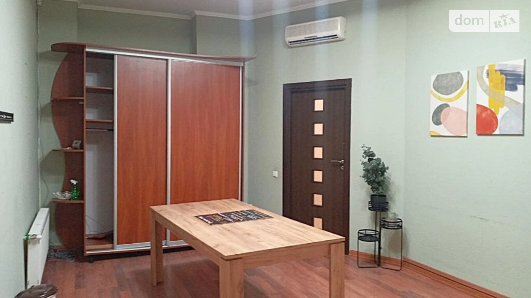 Сдается в аренду офис 115 кв. м в бизнес-центре, цена: 900 $ - фото 3