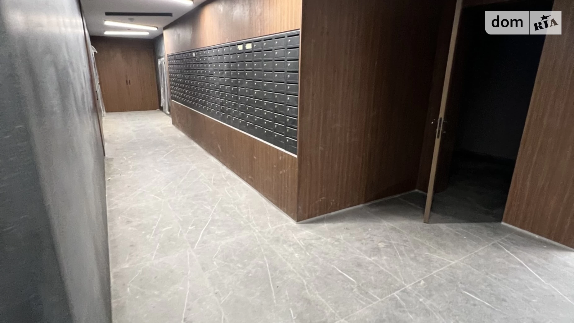 Продається 1-кімнатна квартира 52 кв. м у Києві, Залізничне шосе, 45А - фото 5