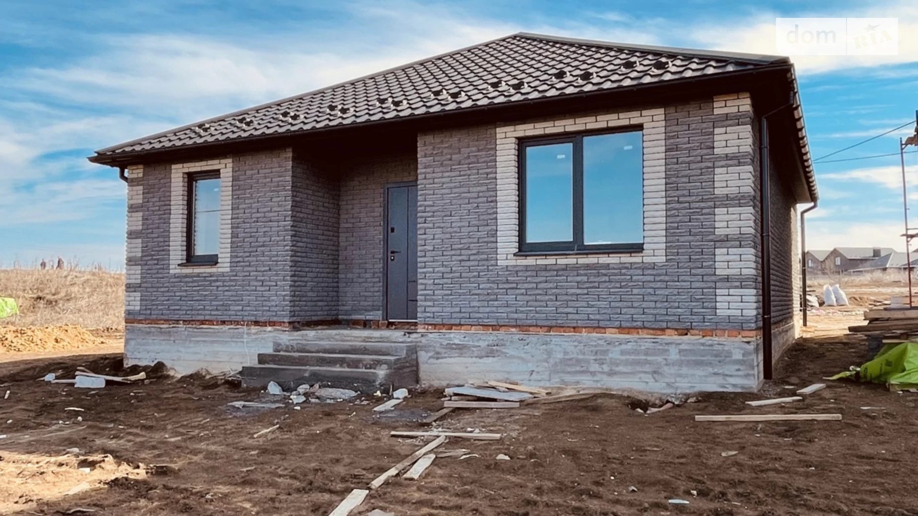 Продається одноповерховий будинок 100 кв. м з бесідкою, цена: 75000 $ - фото 2