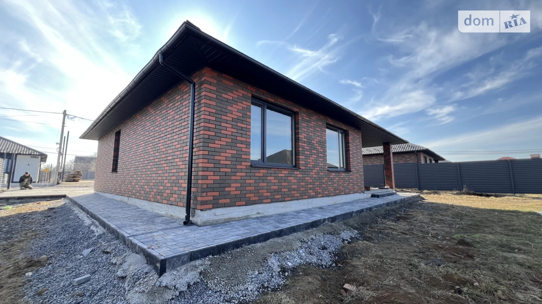 Продается одноэтажный дом 102 кв. м с садом, цена: 74999 $ - фото 3
