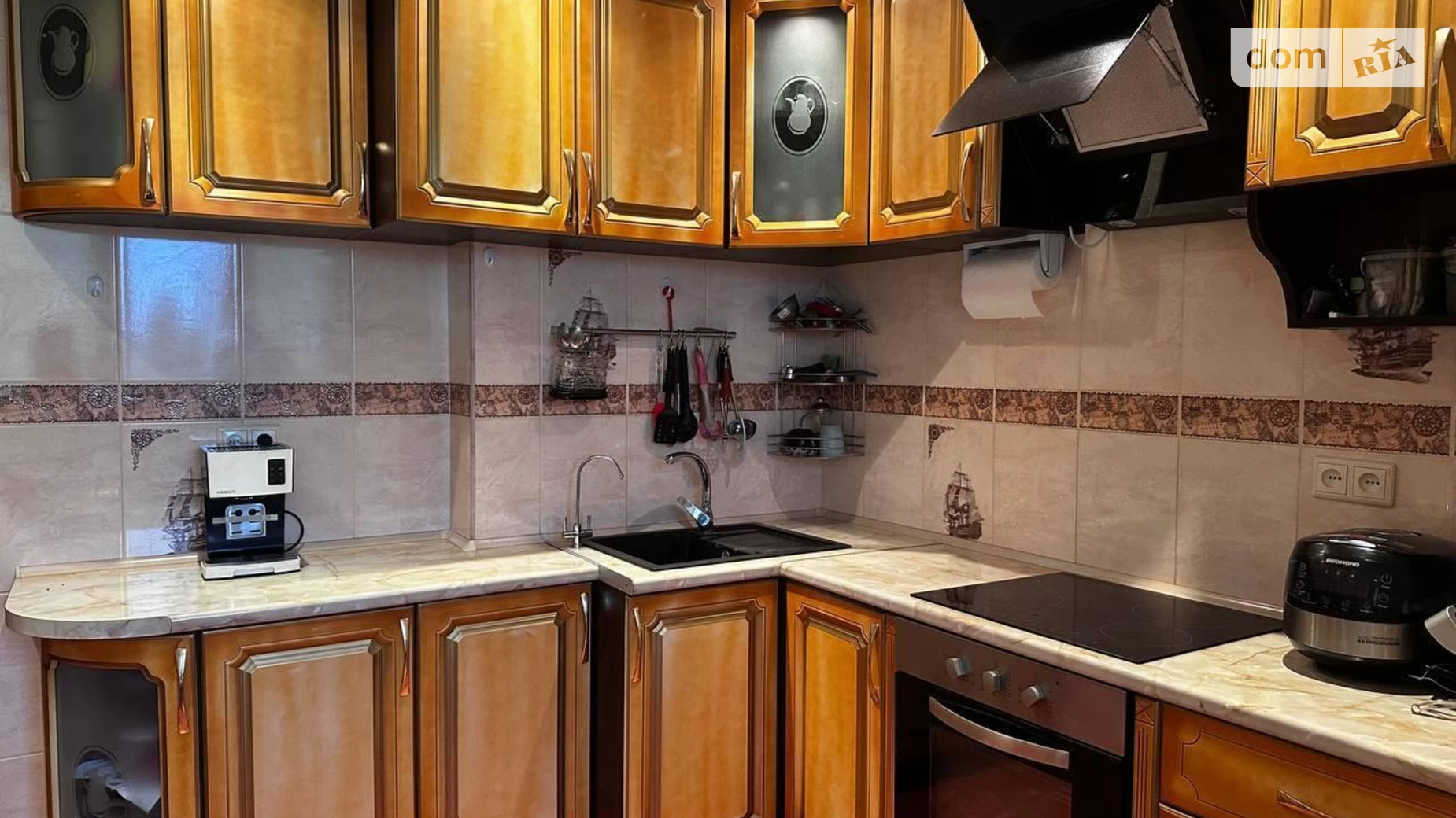 Продается 2-комнатная квартира 70 кв. м в Киеве, бул. Ярослава Гашека - фото 2