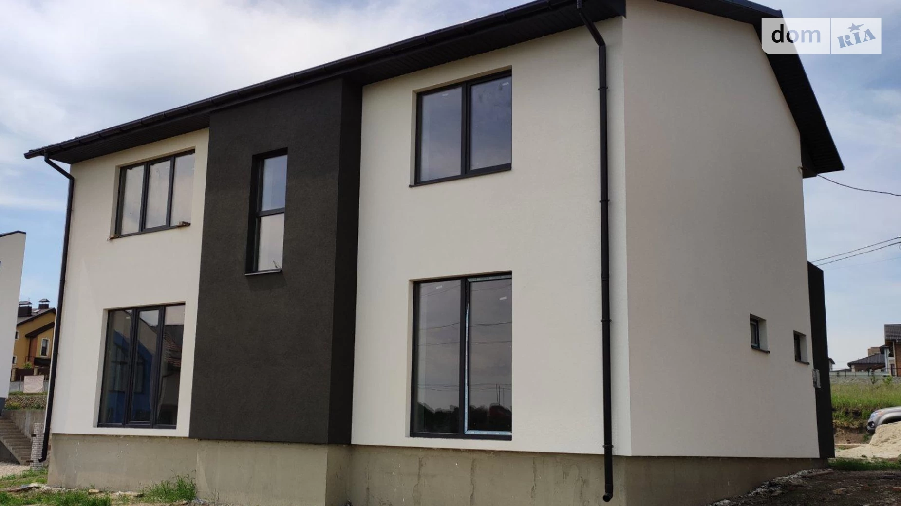Продается дом на 2 этажа 170 кв. м с балконом, цена: 89000 $ - фото 2