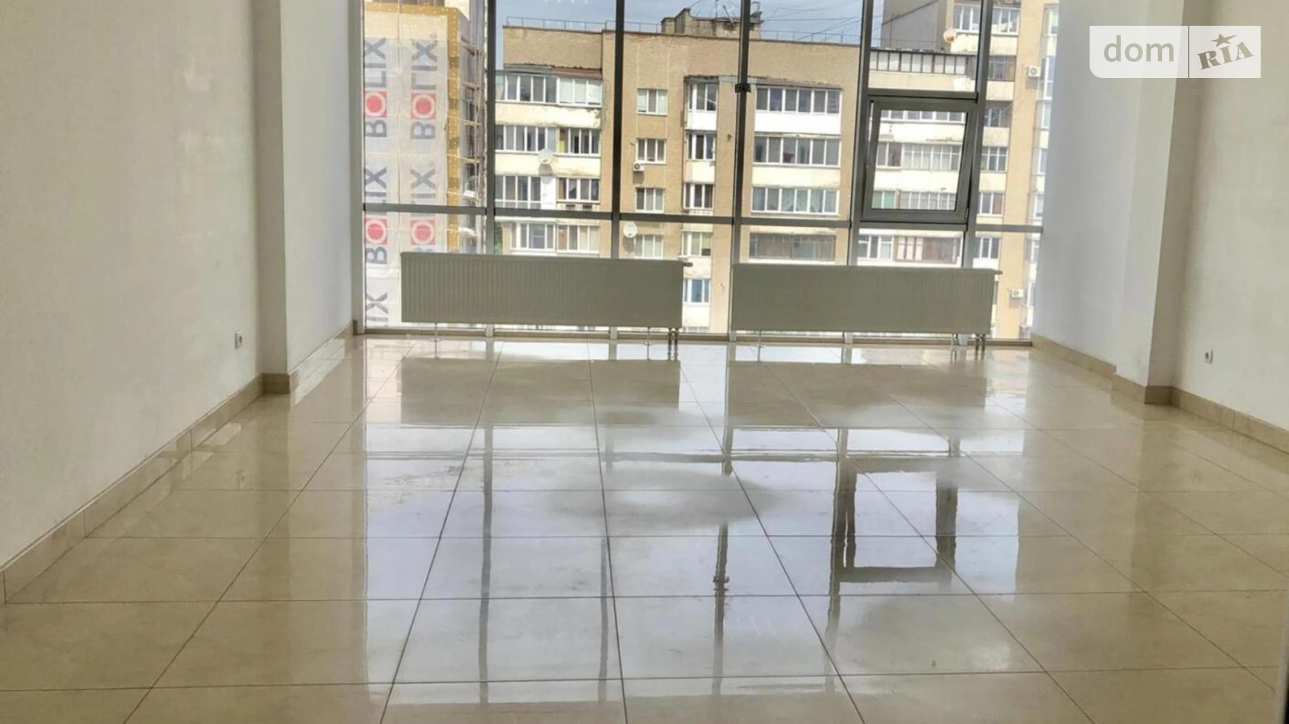 Продається офіс 61 кв. м в бізнес-центрі, цена: 103700 $ - фото 2
