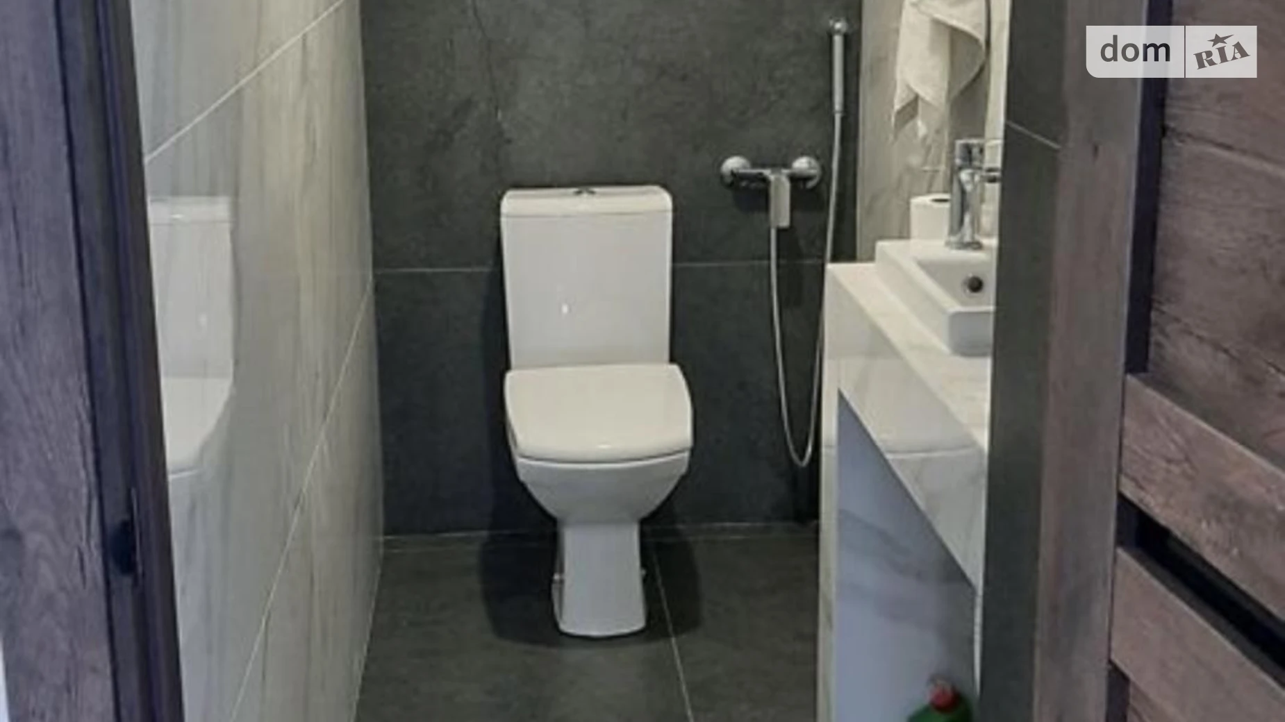 Продается дом на 2 этажа 170 кв. м с садом, цена: 155000 $ - фото 3