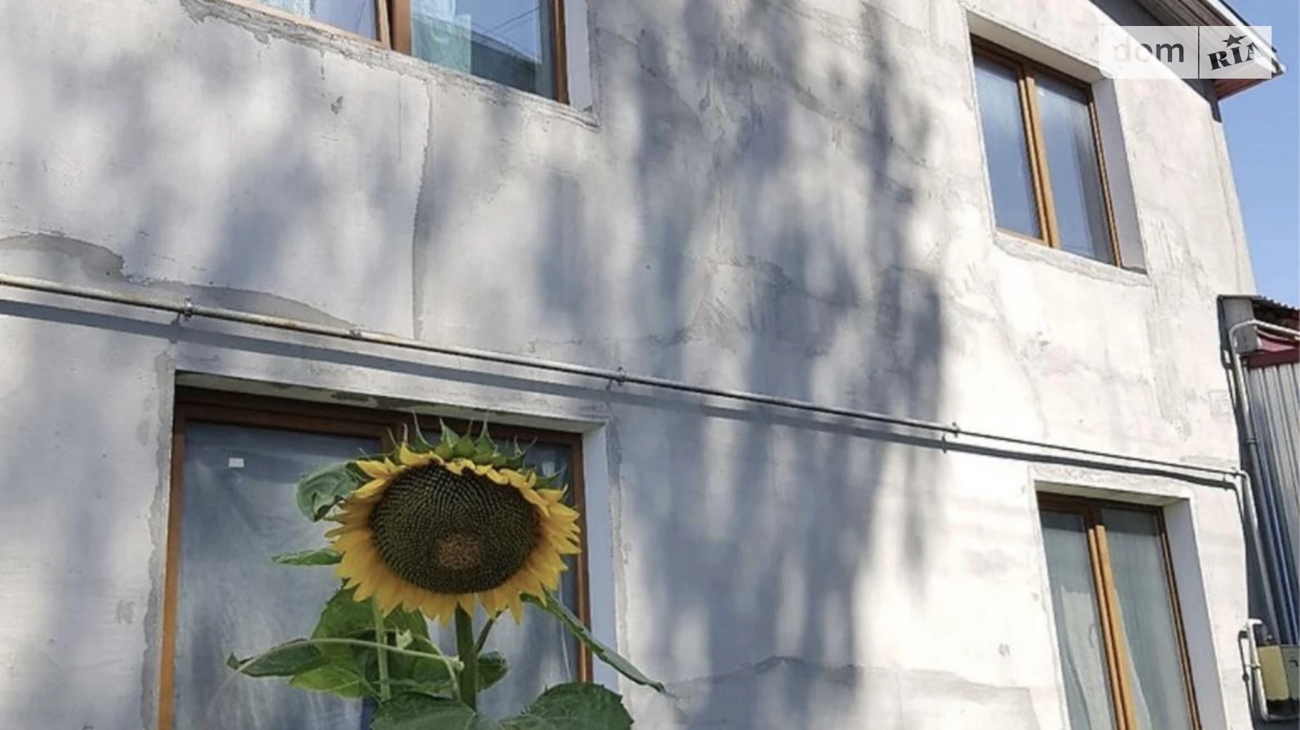Продается дом на 2 этажа 204 кв. м с участком, цена: 120000 $ - фото 2