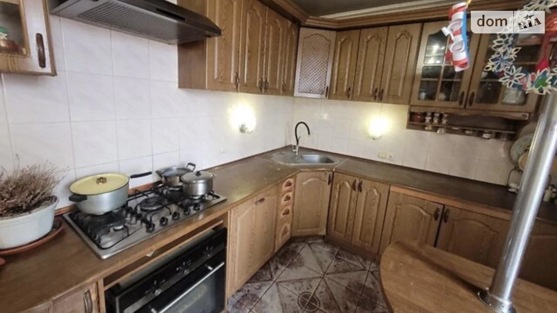 Продается дом на 2 этажа 253 кв. м с балконом, цена: 95000 $ - фото 2