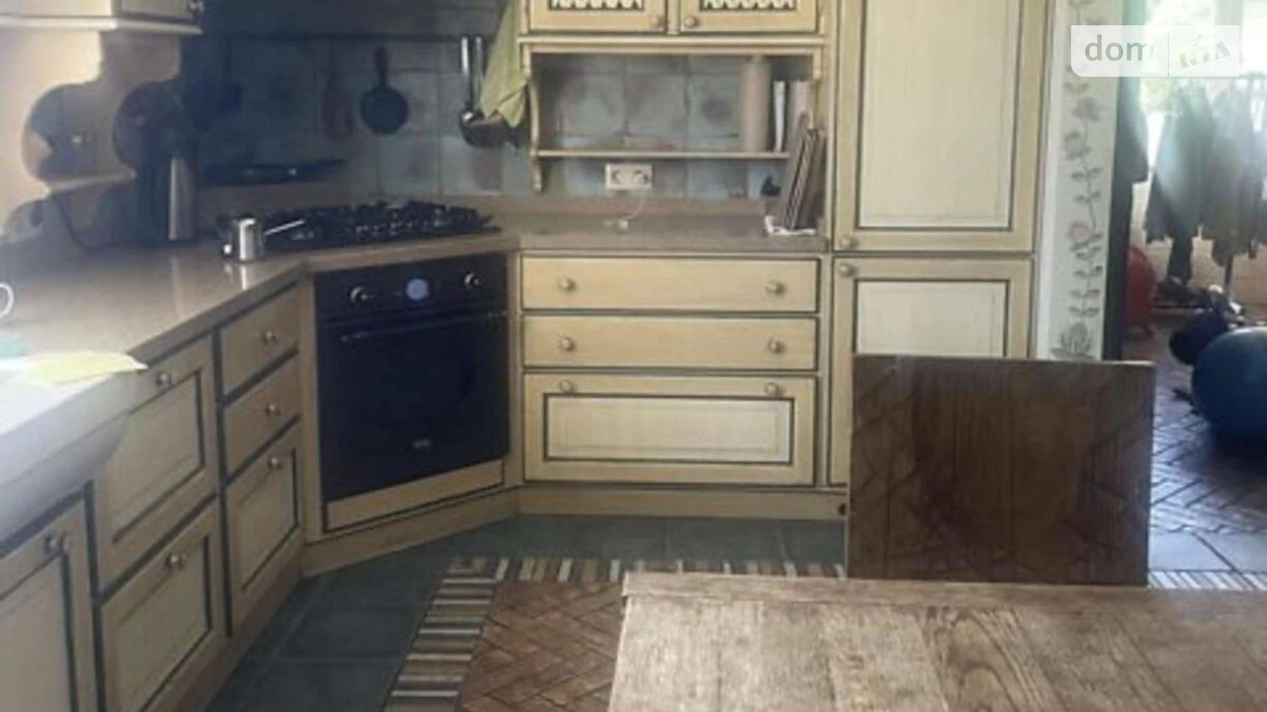 Продается дом на 2 этажа 150 кв. м с гаражом, цена: 204000 € - фото 2