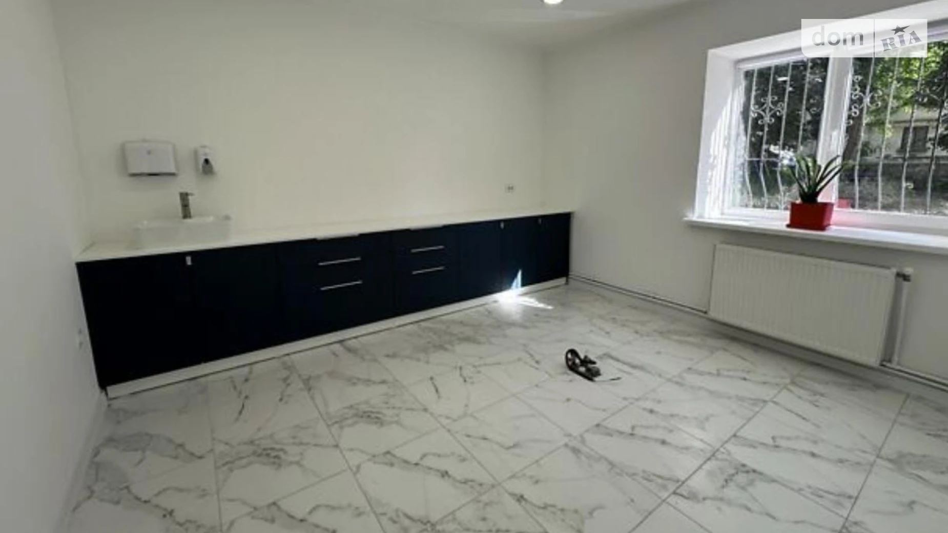 Сдается в аренду объект сферы услуг 24 кв. м в 3-этажном здании, цена: 22000 грн - фото 2