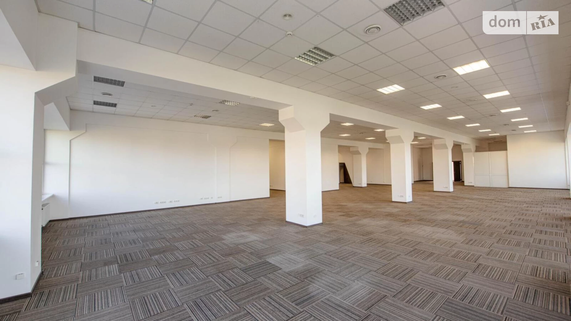 Сдается в аренду офис 610 кв. м в бизнес-центре, цена: 9700 $ - фото 4