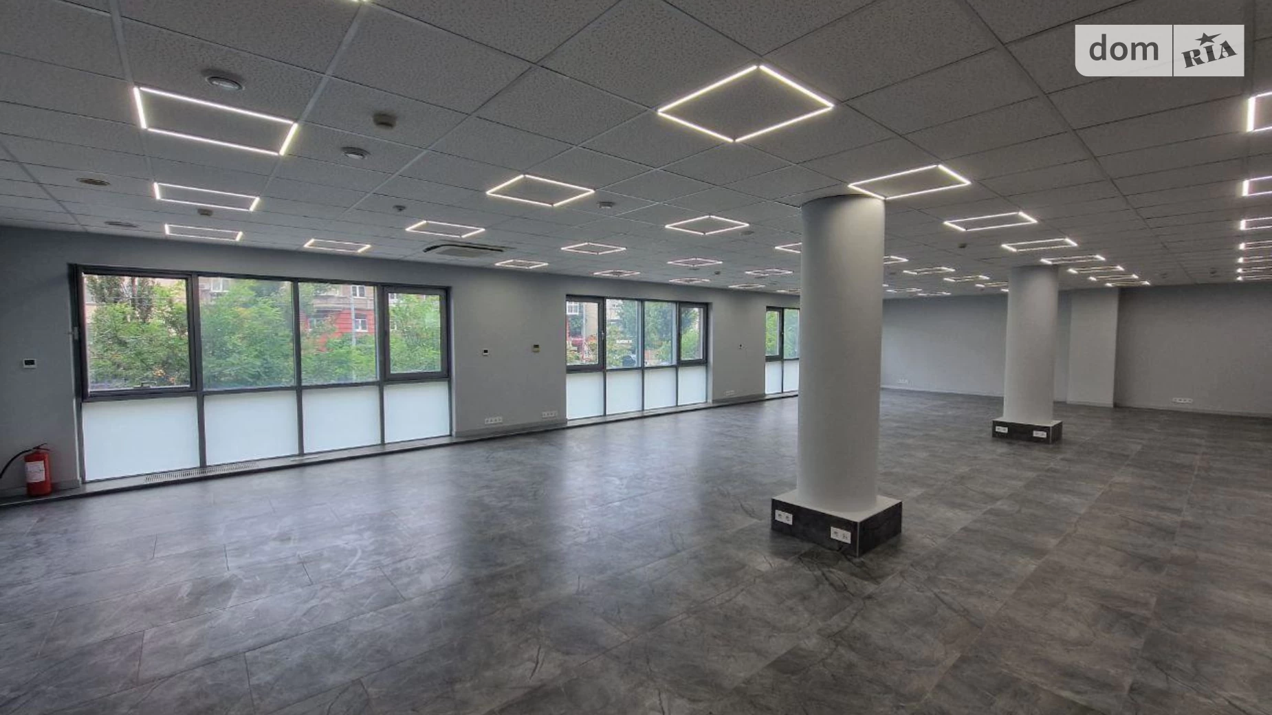 Сдается в аренду офис 320 кв. м в бизнес-центре, цена: 7000 $ - фото 3