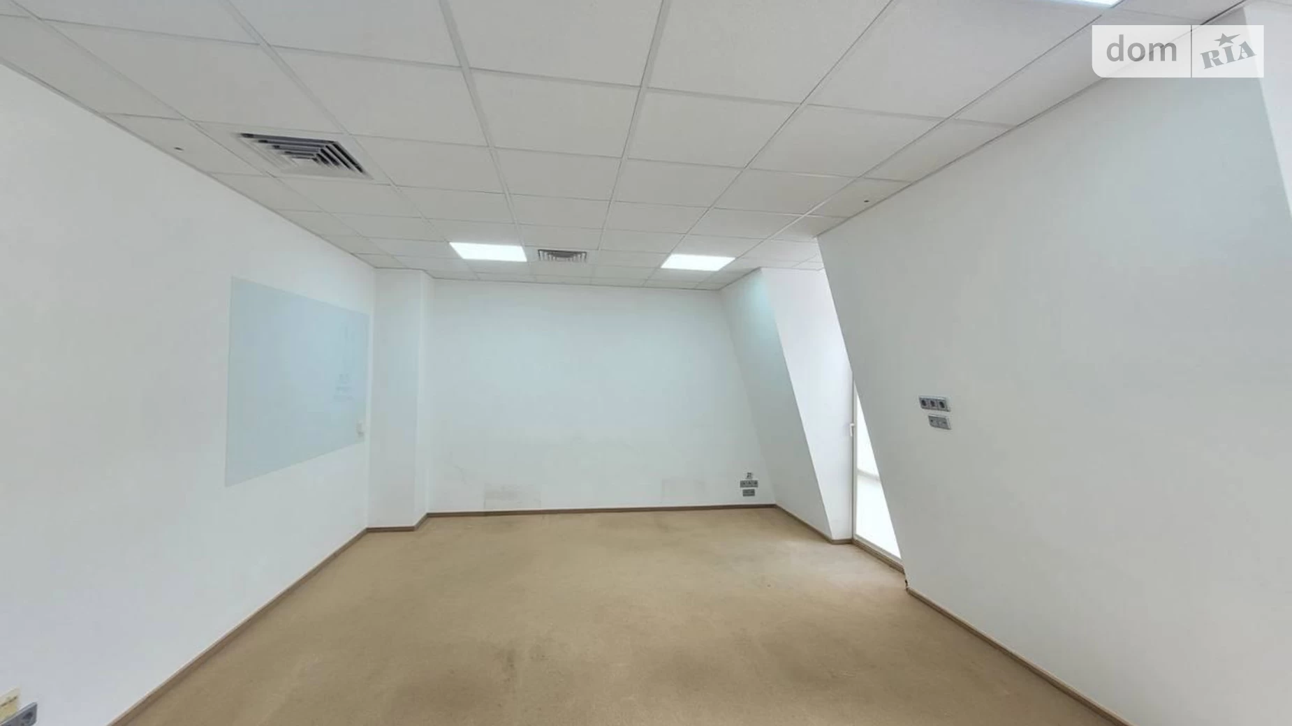 Сдается в аренду офис 180 кв. м в бизнес-центре, цена: 3800 $ - фото 4