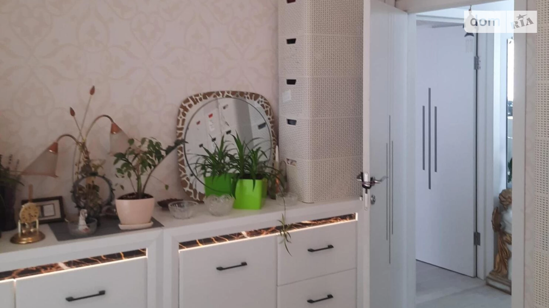 Продається 3-кімнатна квартира 72.3 кв. м у Гатне, вул. Одеська, 8 - фото 3