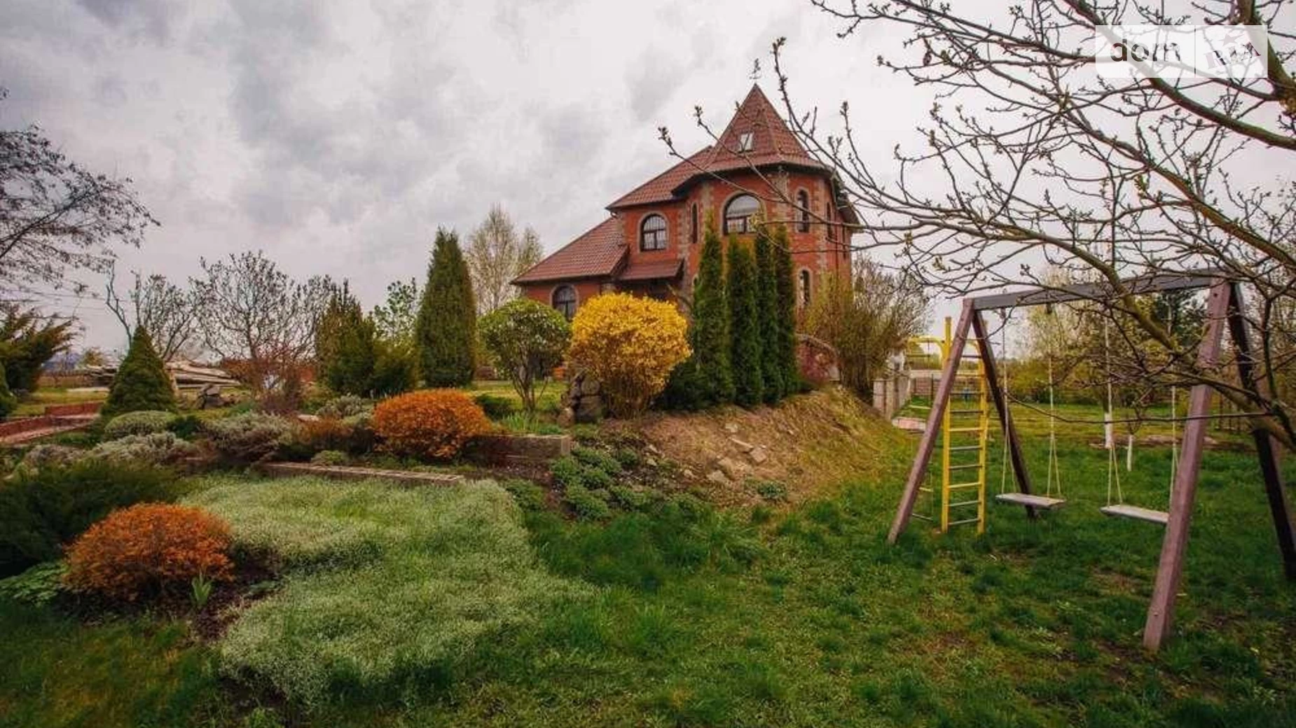 Продается дом на 2 этажа 280 кв. м с камином, цена: 250000 $ - фото 3