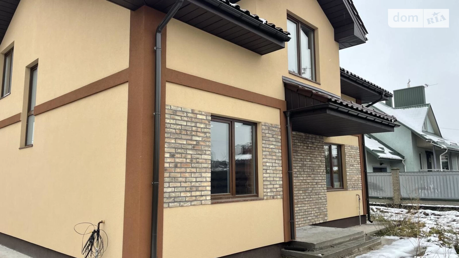 Продается дом на 2 этажа 155 кв. м с подвалом, цена: 185000 $ - фото 2